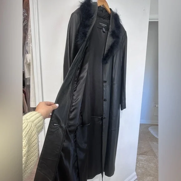 Centigrade Women’s 1X Black Leather Coat Faux Feather Collar and Zipper Pockets